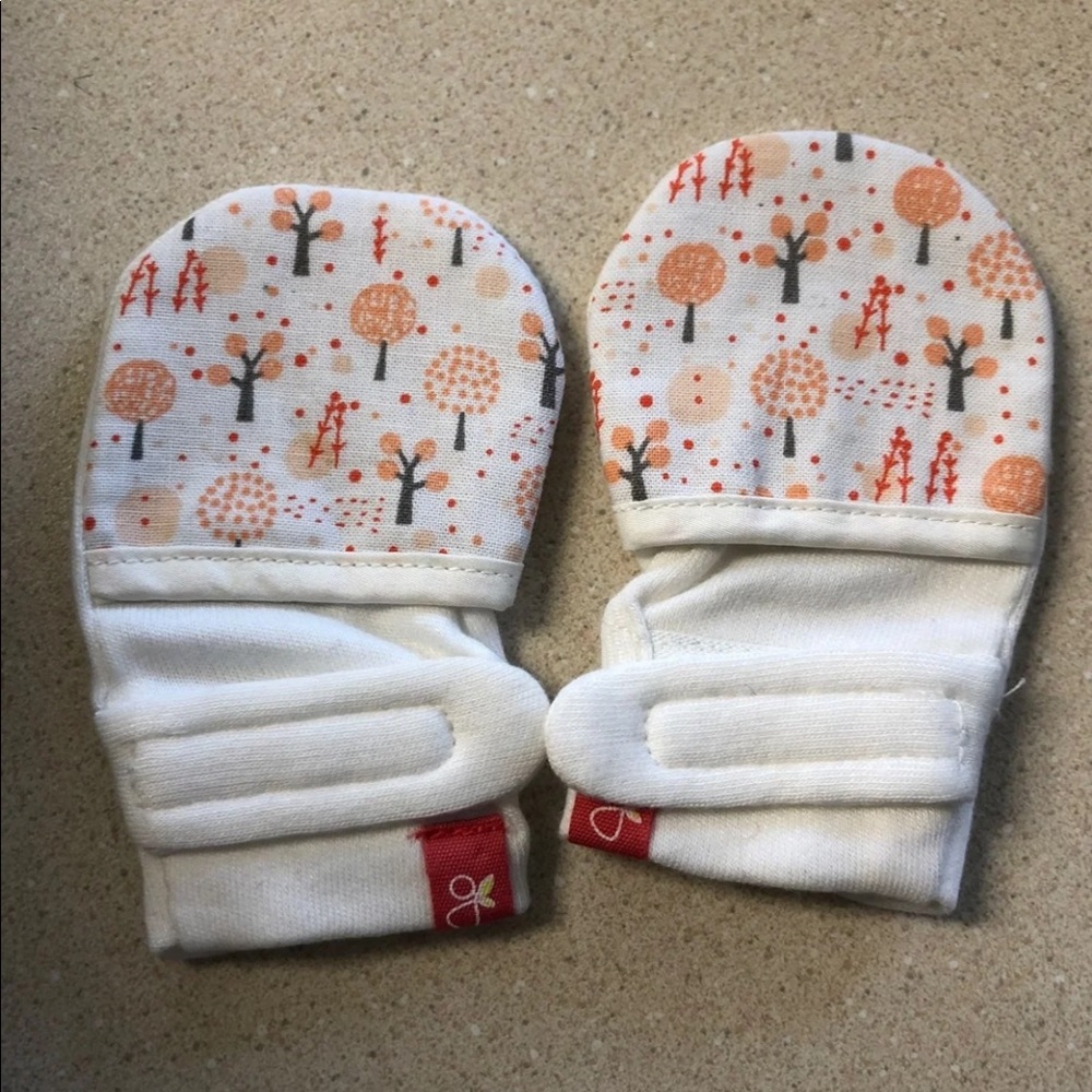 Baby mittens